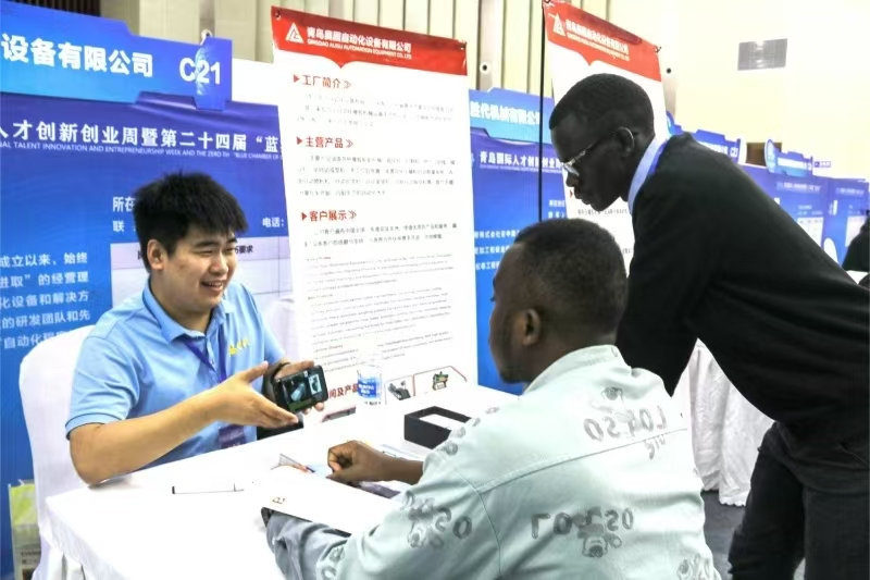 Auguu Automação: galopando no mercado de máquinas de pneus africano, construindo um futuro brilhante juntos