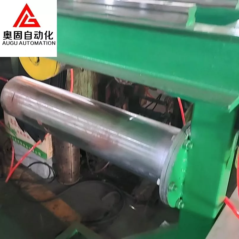 Máquina compactadora de juntas de pneus